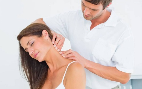 Ondt i nakken og hovedpine? Årsag og behandling.