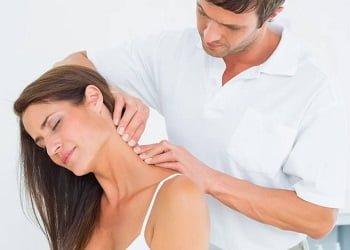 Behandling af nakken gennem en anatomisk tilgang