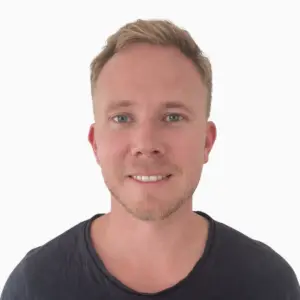 Zency Massage Solroed Strand v. Nicolai A