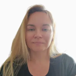 Ella O.
